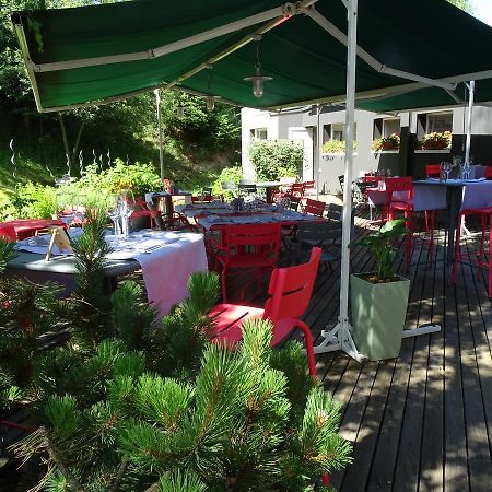 Logis Hotel Restaurant La Tour Dunières Eksteriør billede