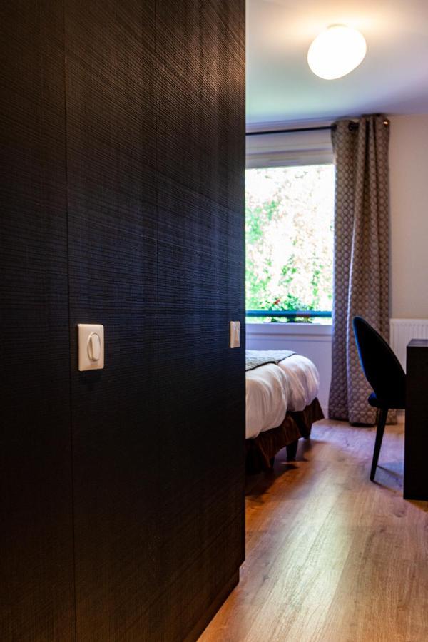 Logis Hotel Restaurant La Tour Dunières Eksteriør billede