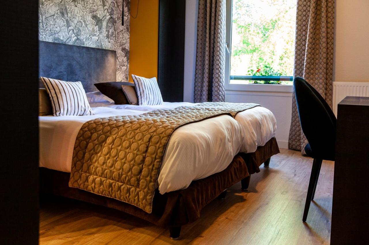 Logis Hotel Restaurant La Tour Dunières Eksteriør billede